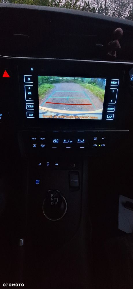 Toyota Auris 1.8 HSD Luna - 7