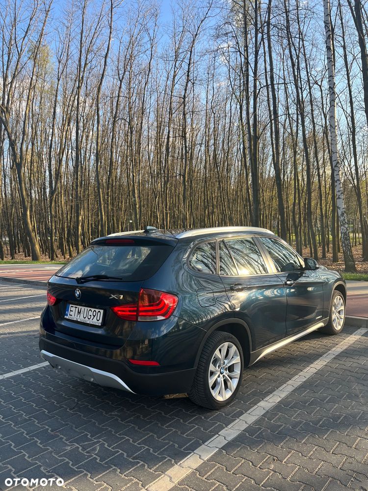 BMW X1 xDrive20d - 10