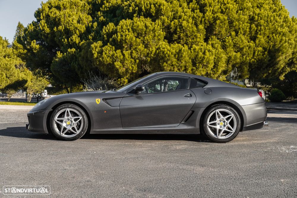 Ferrari 599 - 3