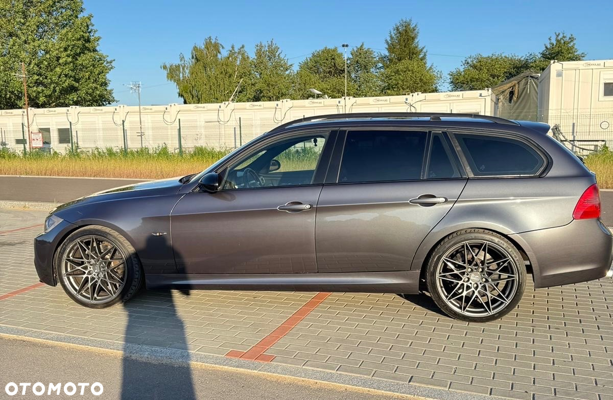 BMW Seria 3 335d - 12