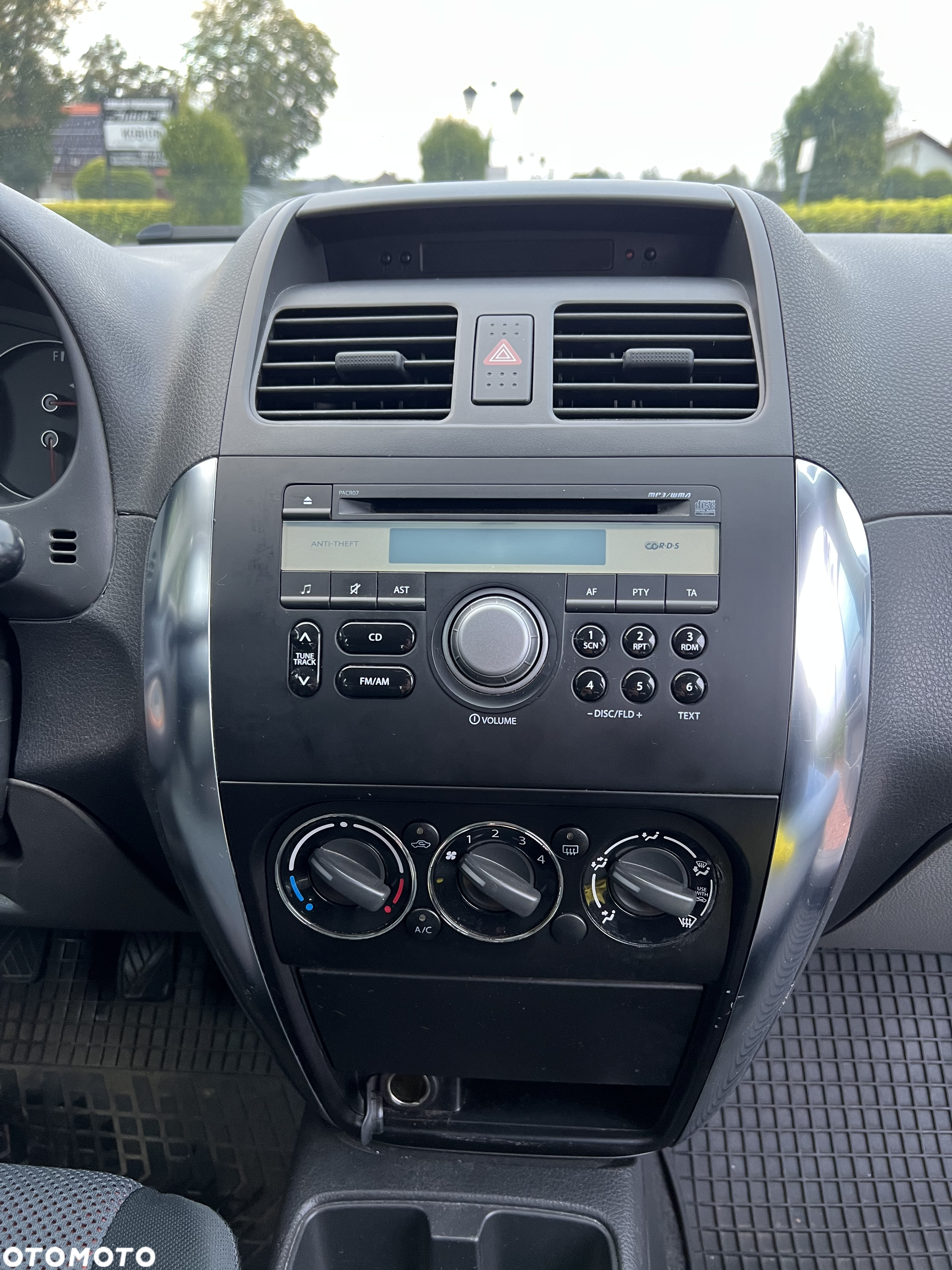 Suzuki SX4 1.9 DDiS 4WD GS / Premium - 17