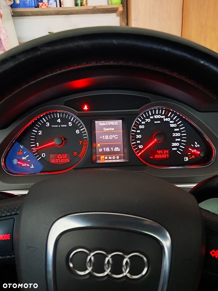 Audi A6 ver-3-2-fsi-quattro-tiptronic - 31
