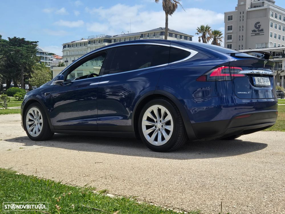 Tesla Model X 100D - 29