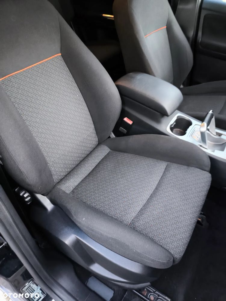 Ford S-Max 2.0 TDCi DPF Titanium - 28