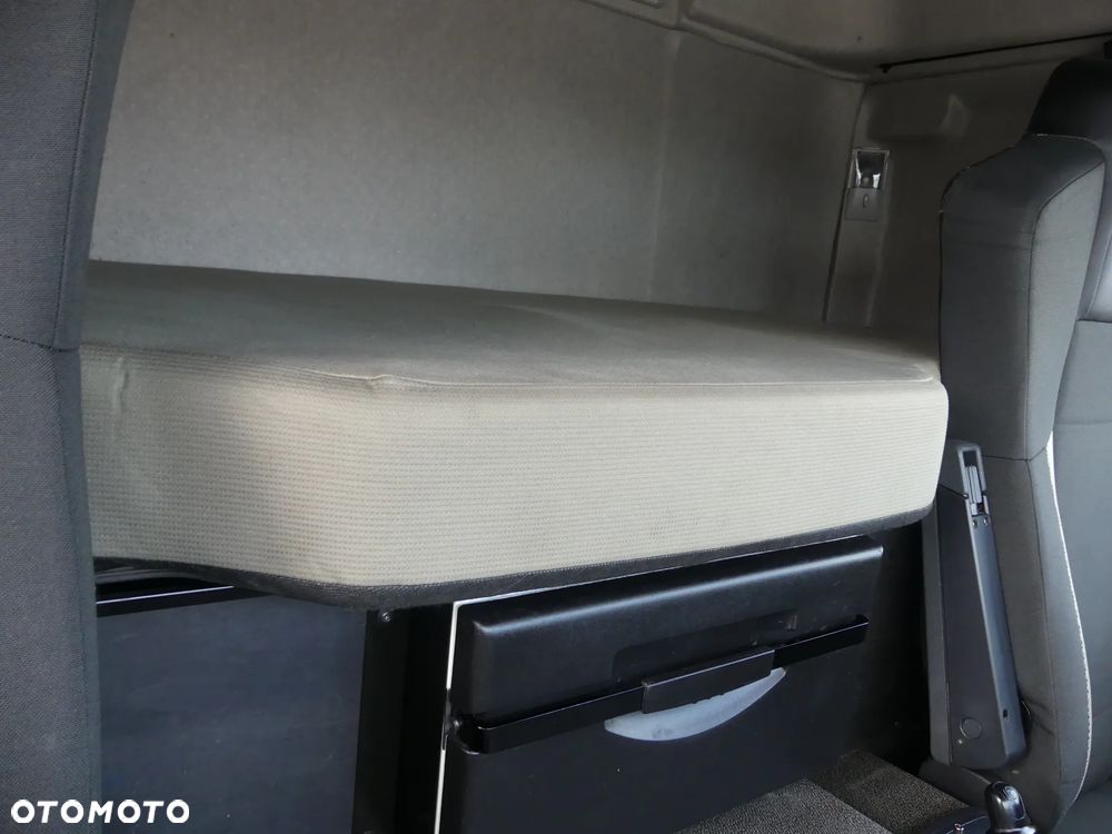 Renault D18 320KM  / FIRANKA 9.30m / EURO 6 / 23 EUROPALETY / - 29