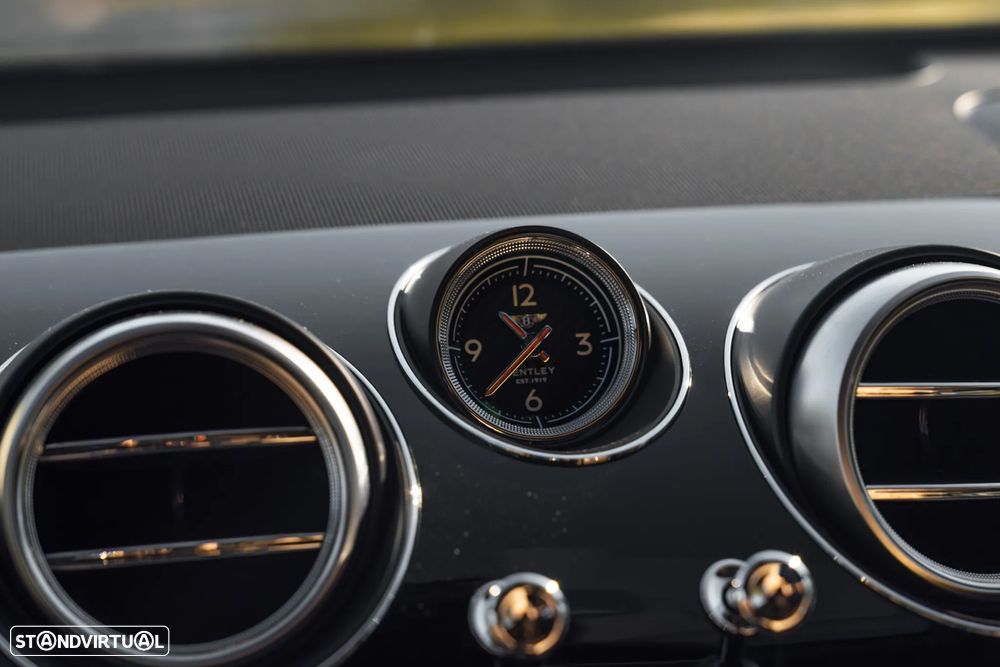 Bentley Bentayga V8 - 23
