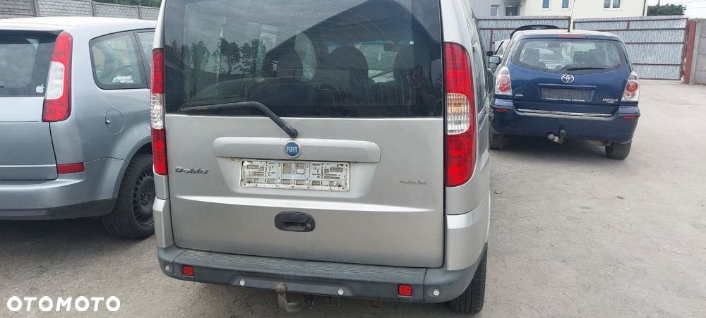 FIAT doblo 647 zderzak tył kompletny - 1