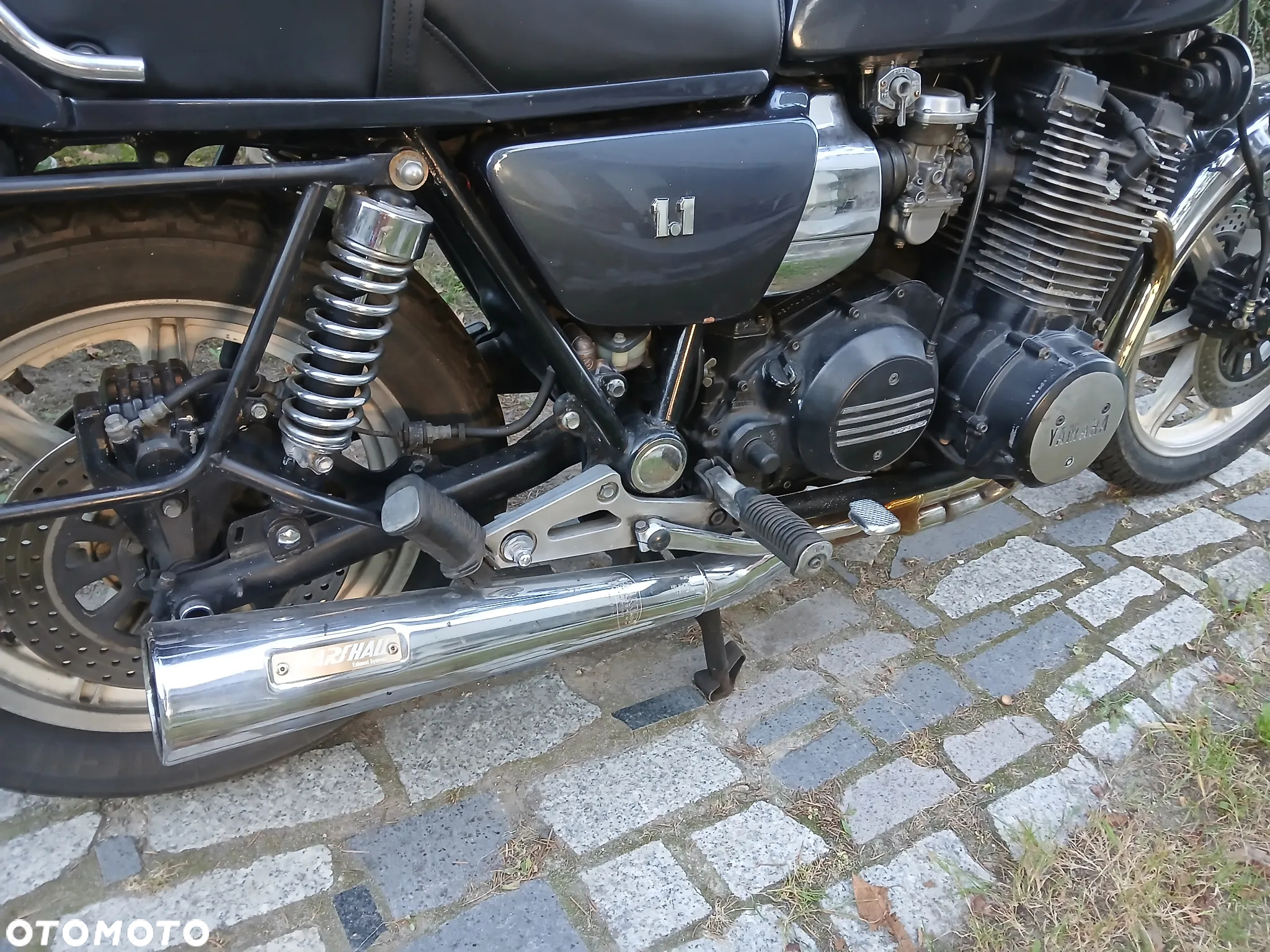 Yamaha XS - 8
