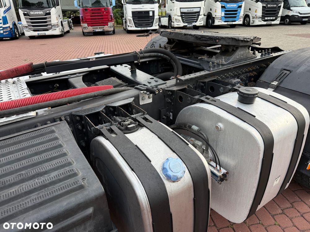 Volvo FH 520* RETARDER* 637000 KM* HYDRAULIKA*NOWE TURBO*  MANUAL* BLOKADA MOSTU* KOŁA 80%* ALU FELGI* KLIMA* Z FRANCJI* - 15