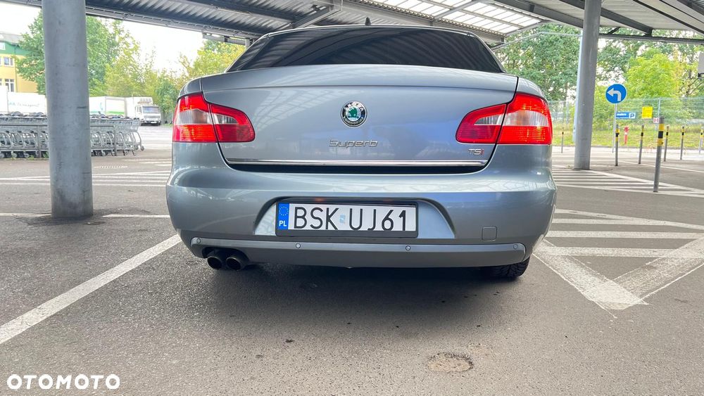 Skoda Superb 1.8 TSI Ambition DSG - 6