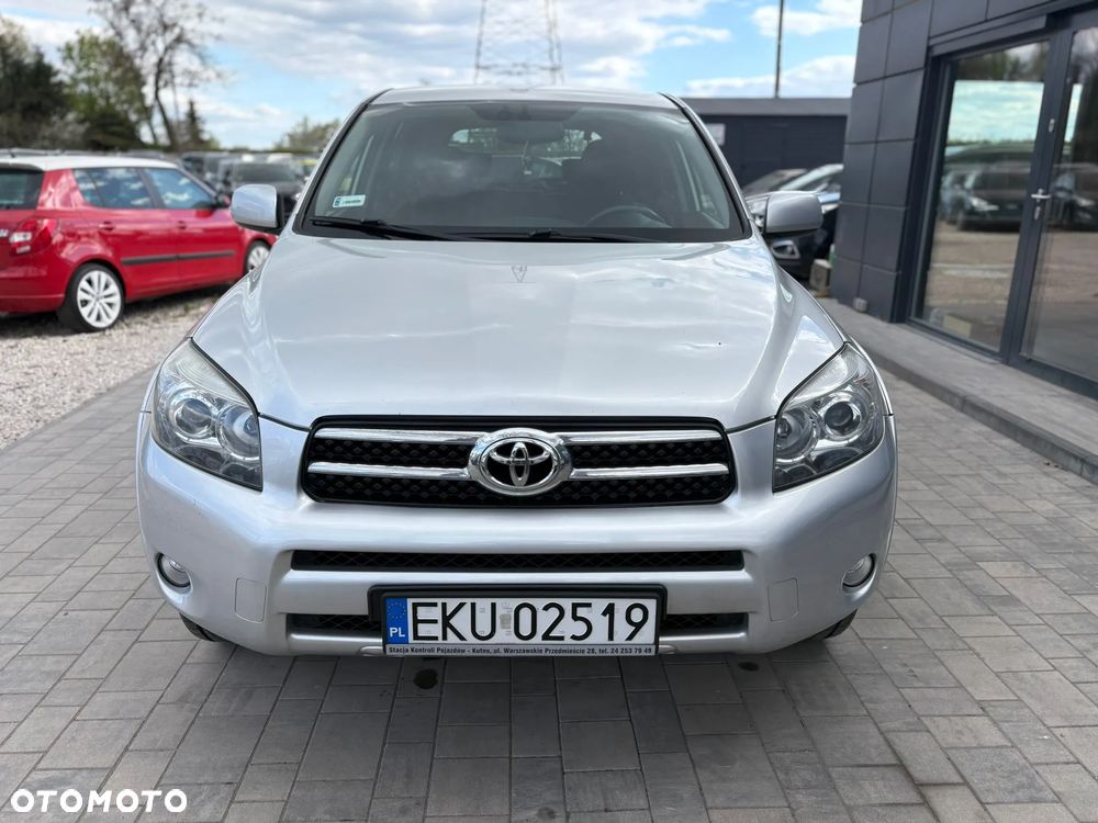 Toyota RAV4 2.2 D-4D 4x2 - 2