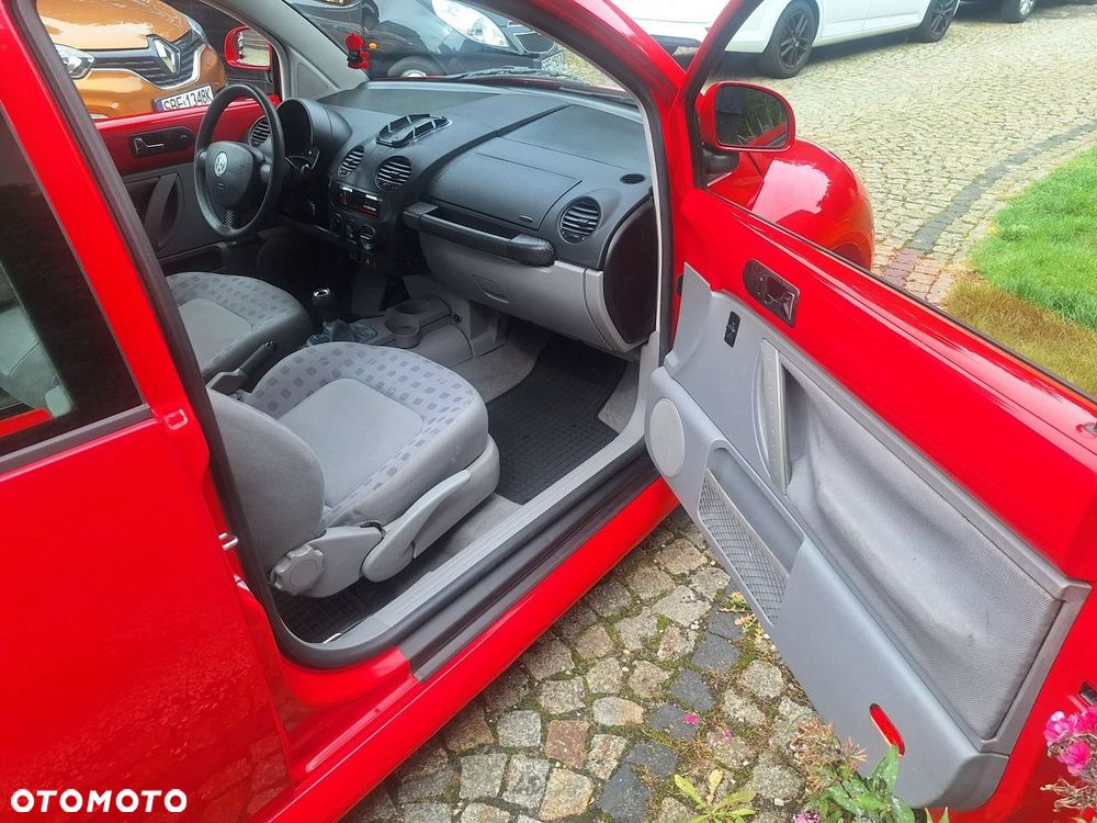 Volkswagen New Beetle 2.0 COLOUR Concept - 17