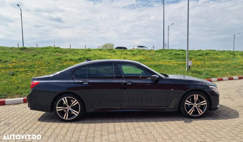 BMW Seria 7 740d xDrive - 29