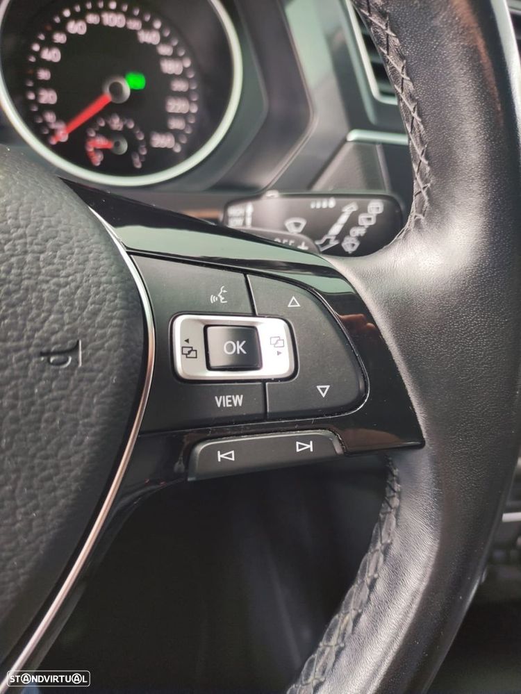 VW Tiguan Allspace 2.0 TDI Confortline DSG - 25