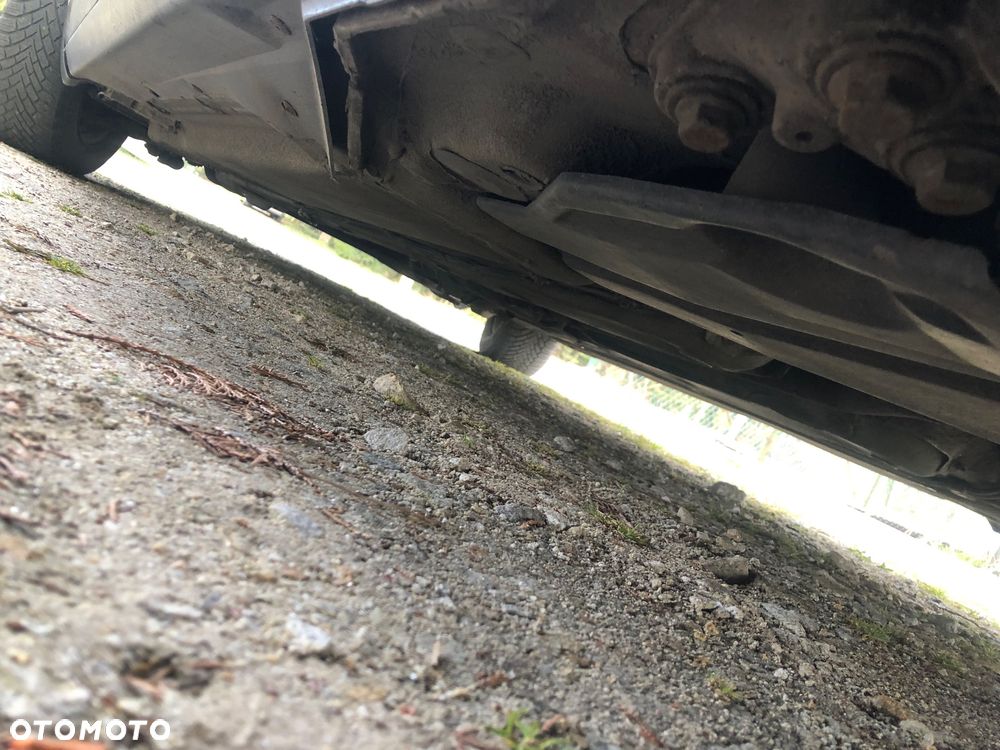 Volkswagen Passat - 14