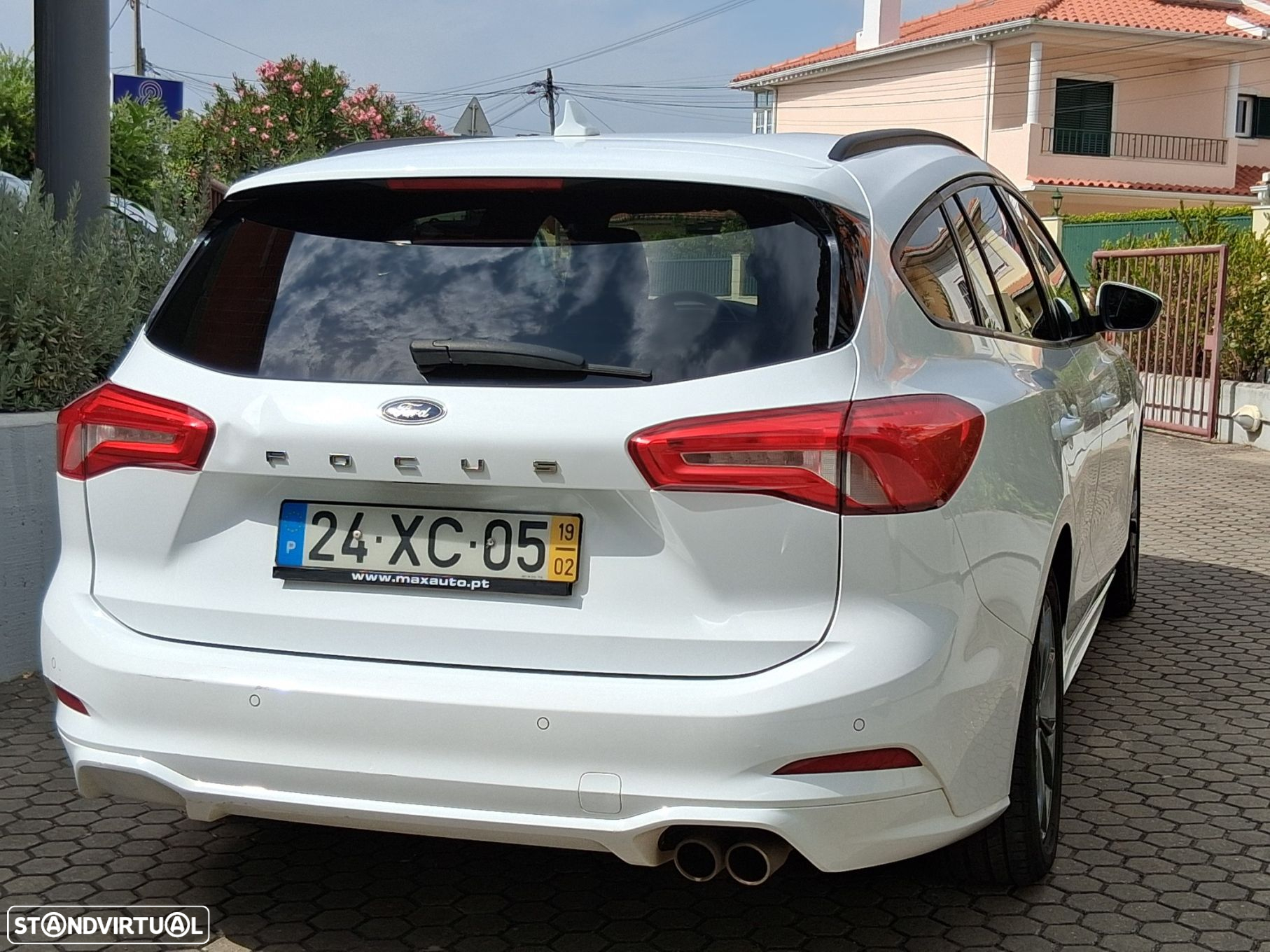 Ford Focus SW 1.0 EcoBoost ST-Line - 25