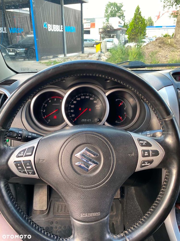 Suzuki Grand Vitara - 4