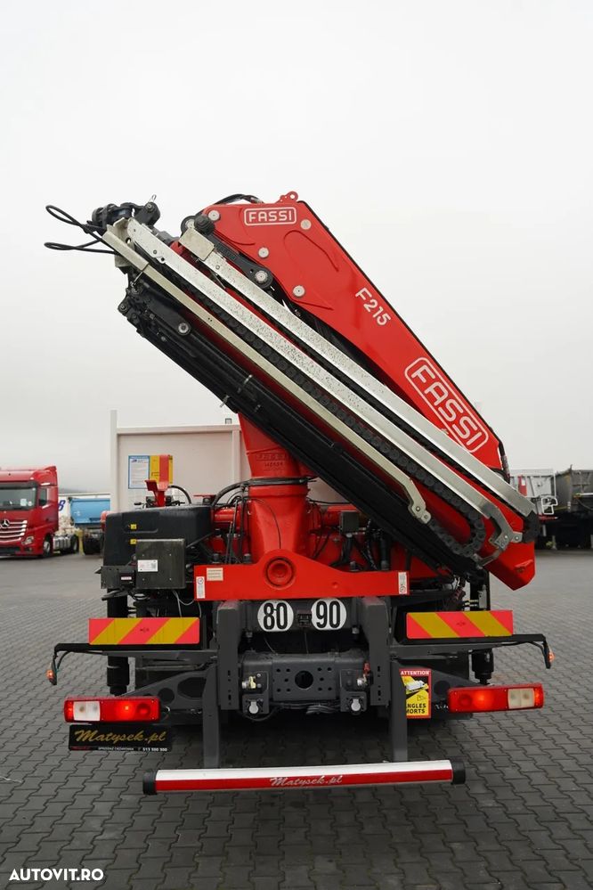Renault C 380 / 6x4 / LIVRARE 6,7 m / + HDS FASSI F215A / MAX 5.600 KG / ROTATOARE / ANVELOPE 100% / EURO 6 - 16