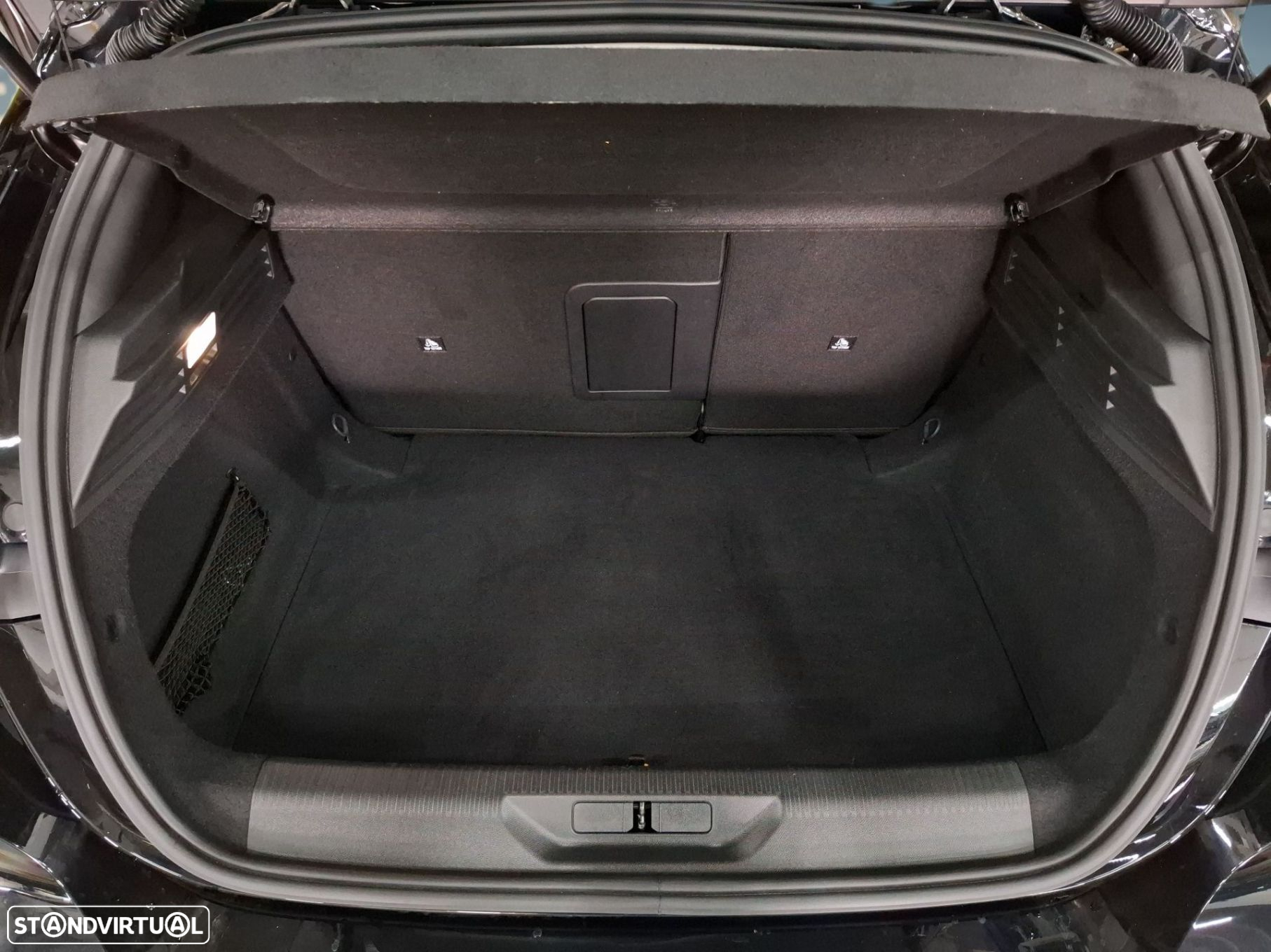 Peugeot 308 1.2 PureTech Allure - 22