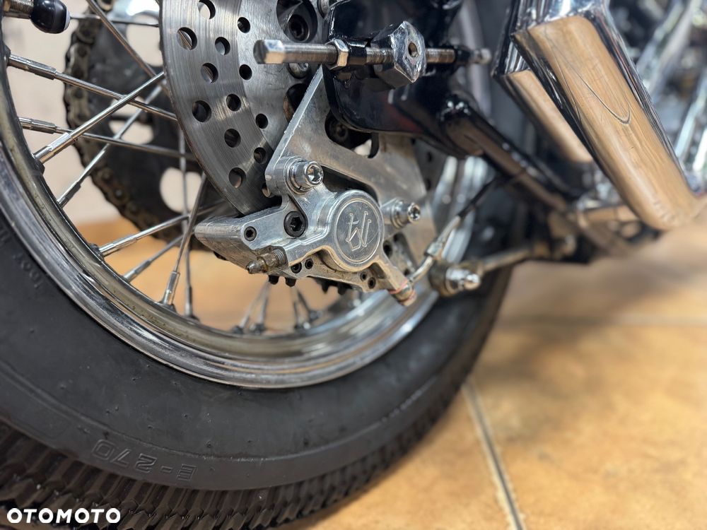 Harley-Davidson Super Glide - 22