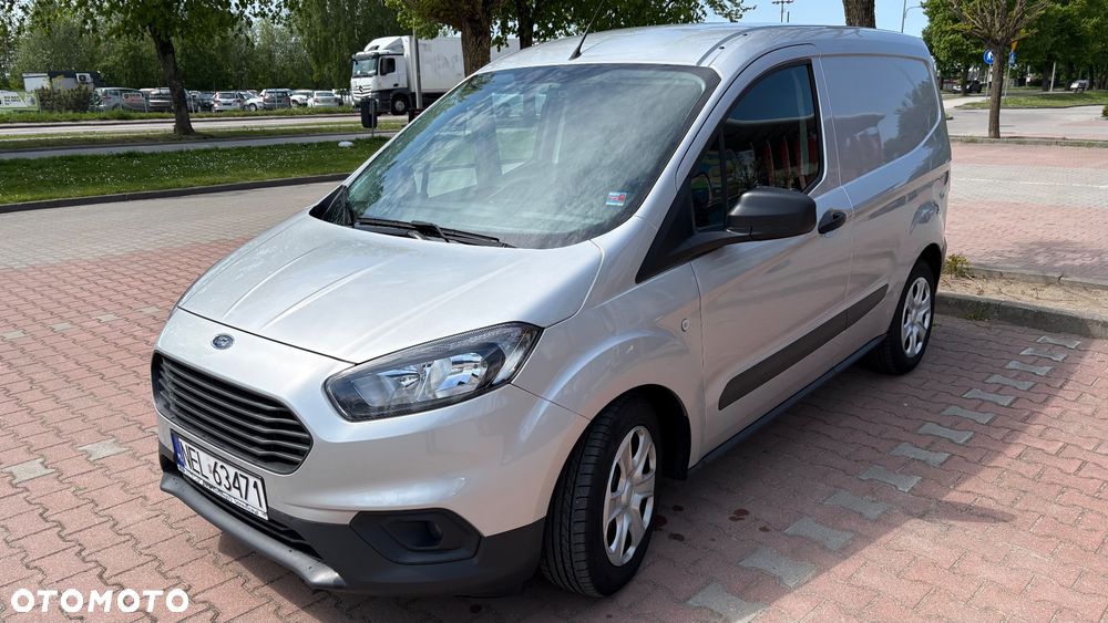 Ford Courier - 8
