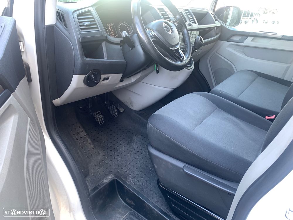 VW Transporter 2.0 TDI BM Extra AC - 11