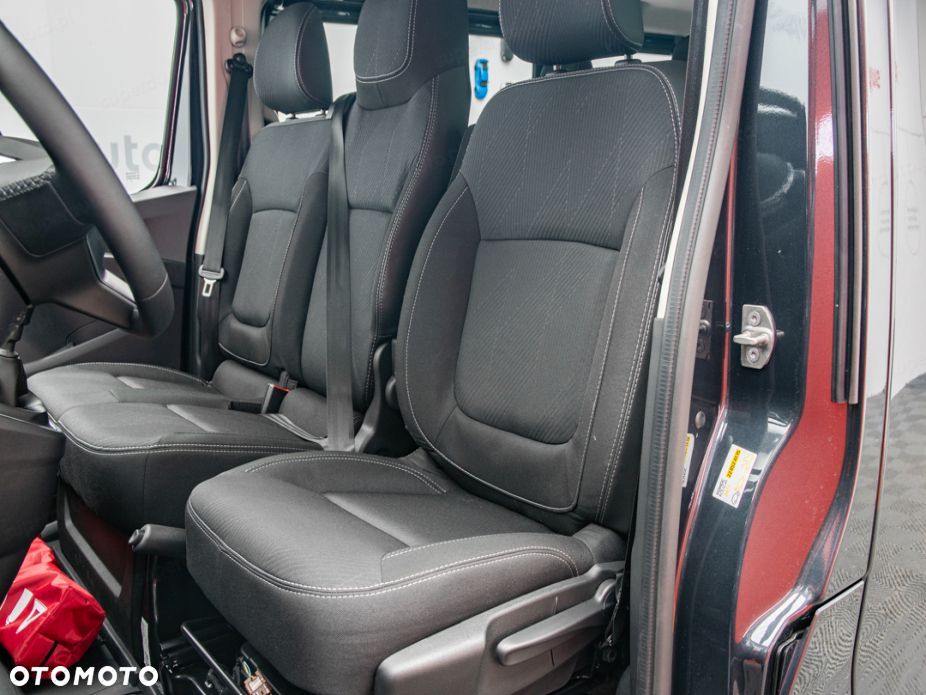 Renault Trafic - 16