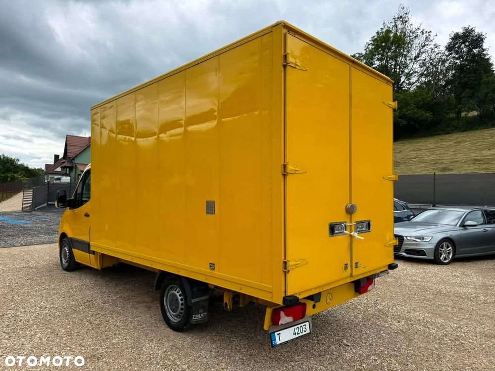 Mercedes-Benz Sprinter - 4