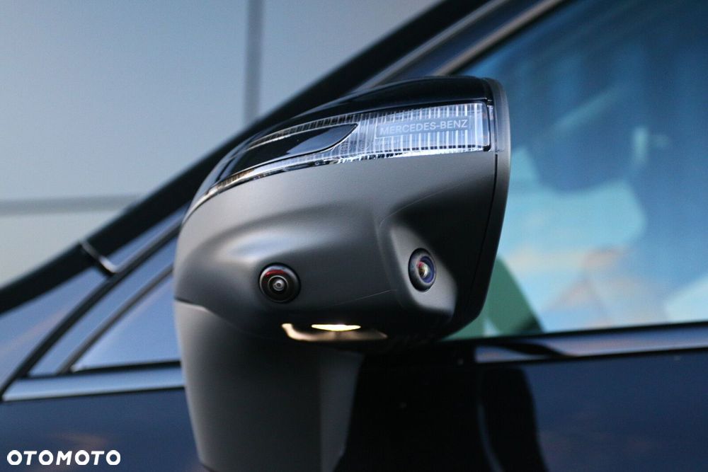 Mercedes-Benz GLB 250+ EQ 85kWh - 15