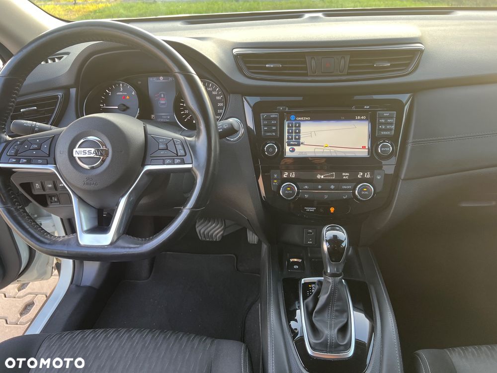 Nissan X-Trail 2.0 dCi Tekna Xtronic 4WD - 29