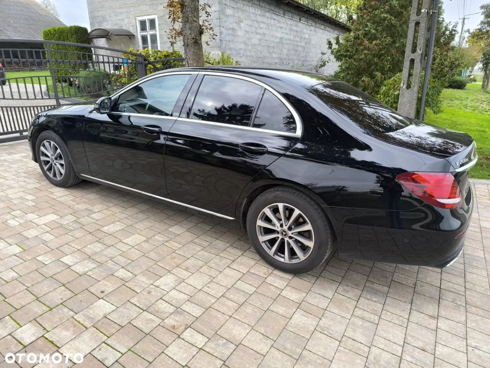Mercedes-Benz Klasa E 200 d Business Edition 9G-TRONIC - 30