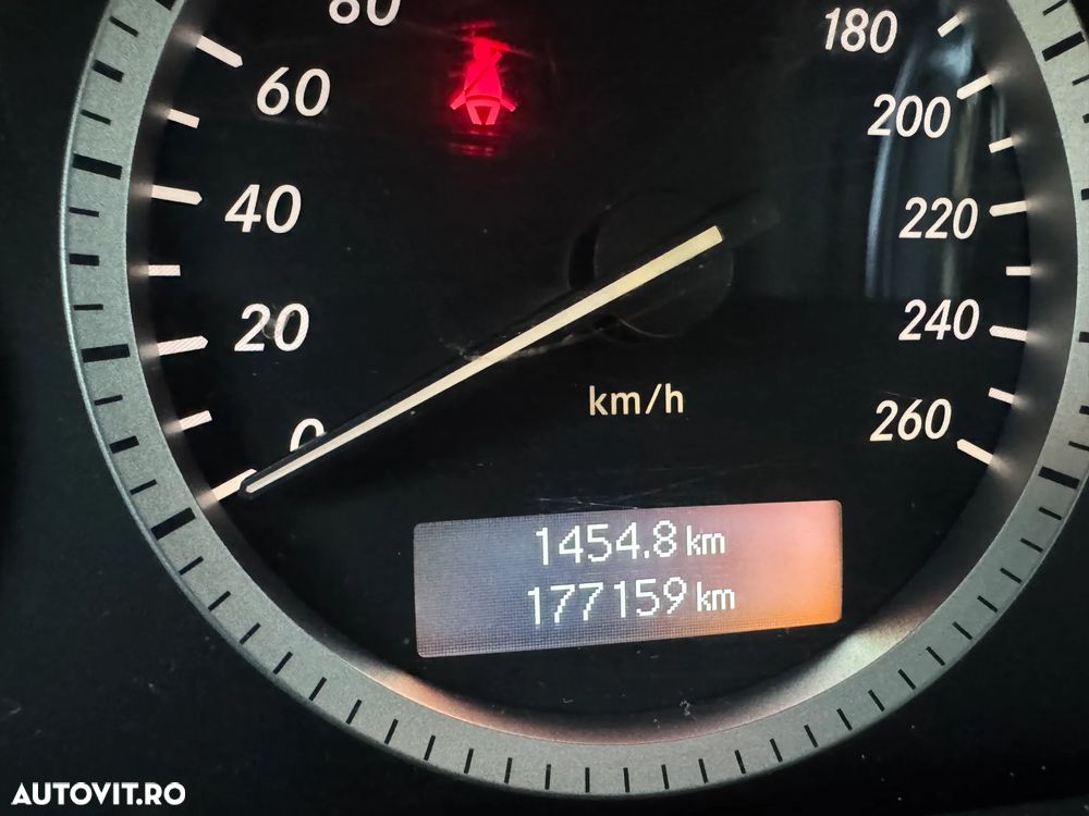 Mercedes-Benz C - 11