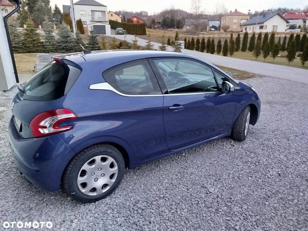 Peugeot 208 1.4 VTi Active - 4