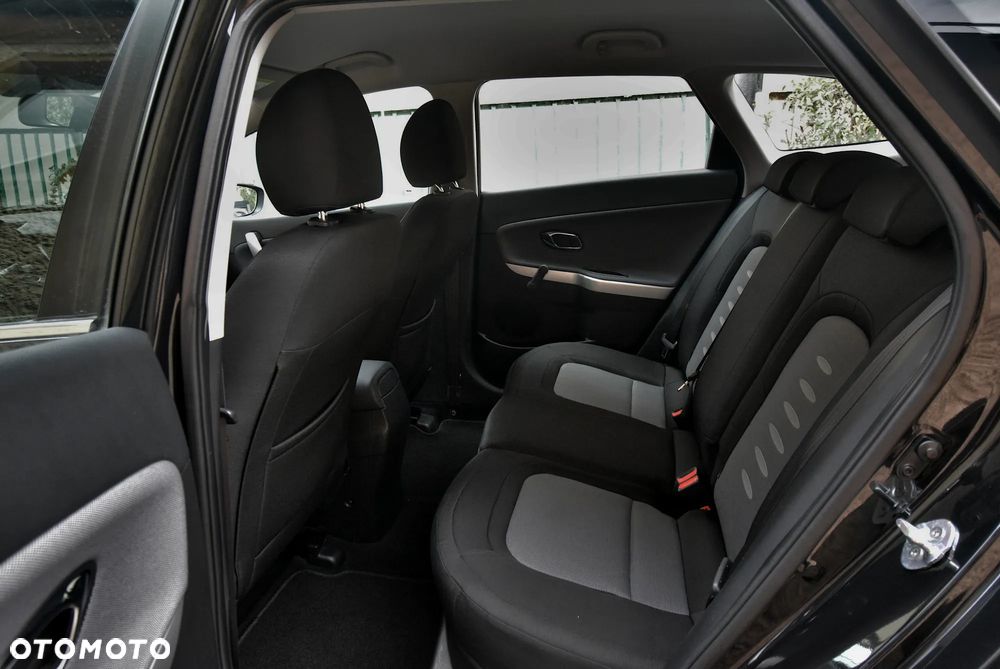 Kia Ceed - 21