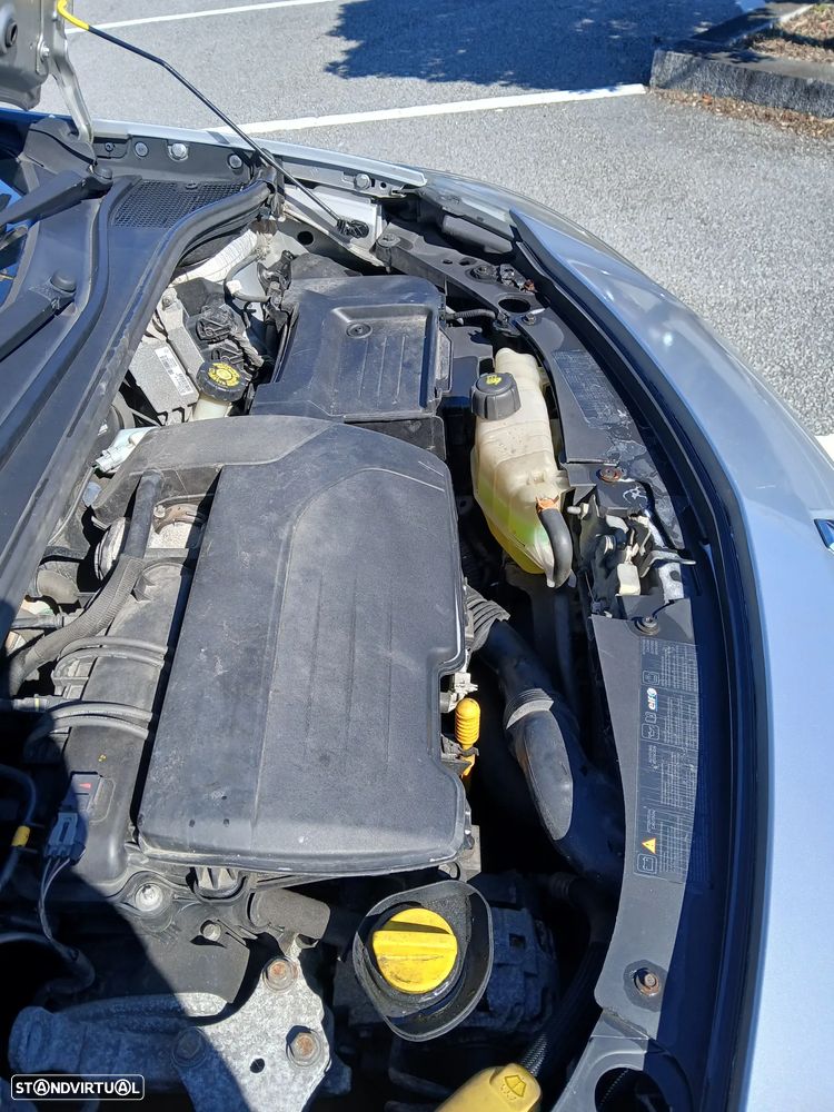 Renault Clio 1.2 16V Confort 130g - 11
