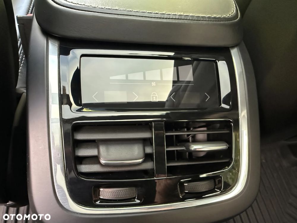 Volvo XC 90 D5 SCR AWD Inscription - 14