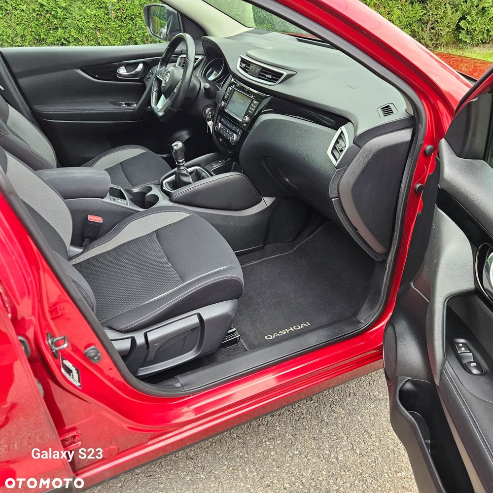 Nissan Qashqai 1.2 DIG-T Visia EU6 - 28