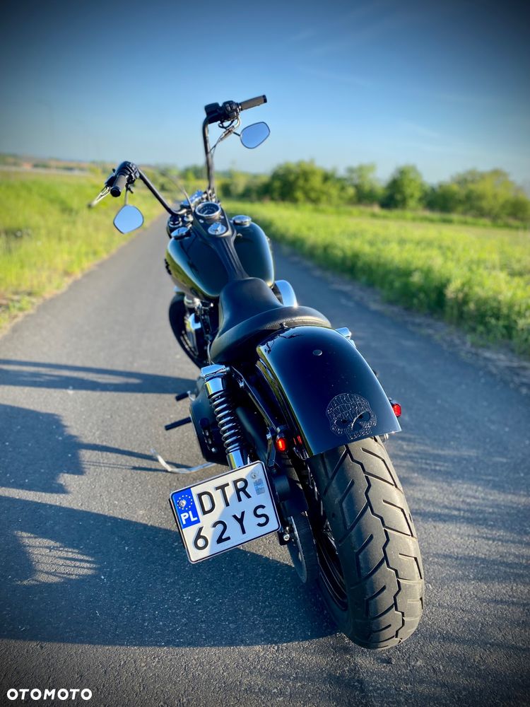 Harley-Davidson Dyna Street Bob - 17