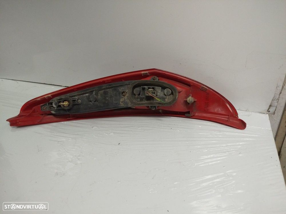Farolim Stop Dto Fiat Punto (188_) - 2