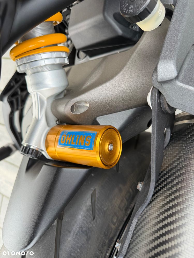 Ducati Monster - 12