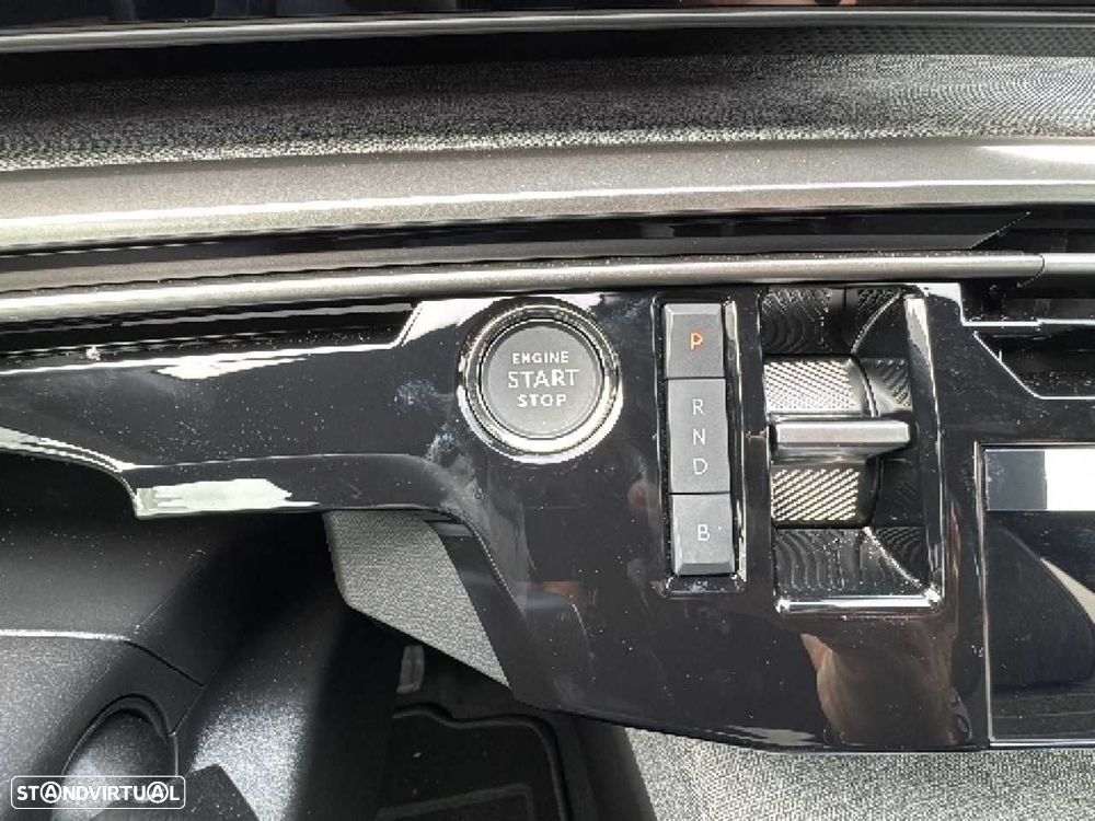 Peugeot 3008 1.6 Plug-in Hybrid Allure e-DCS7 - 19