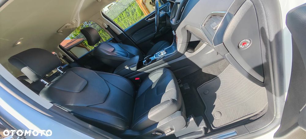 Ford S-Max 2.5 Hybrid Titanium CVT 7os - 25