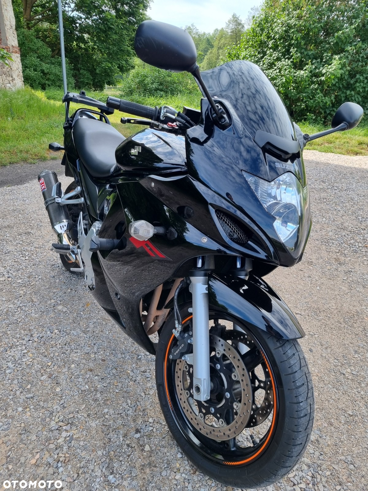 Suzuki GSX - 2