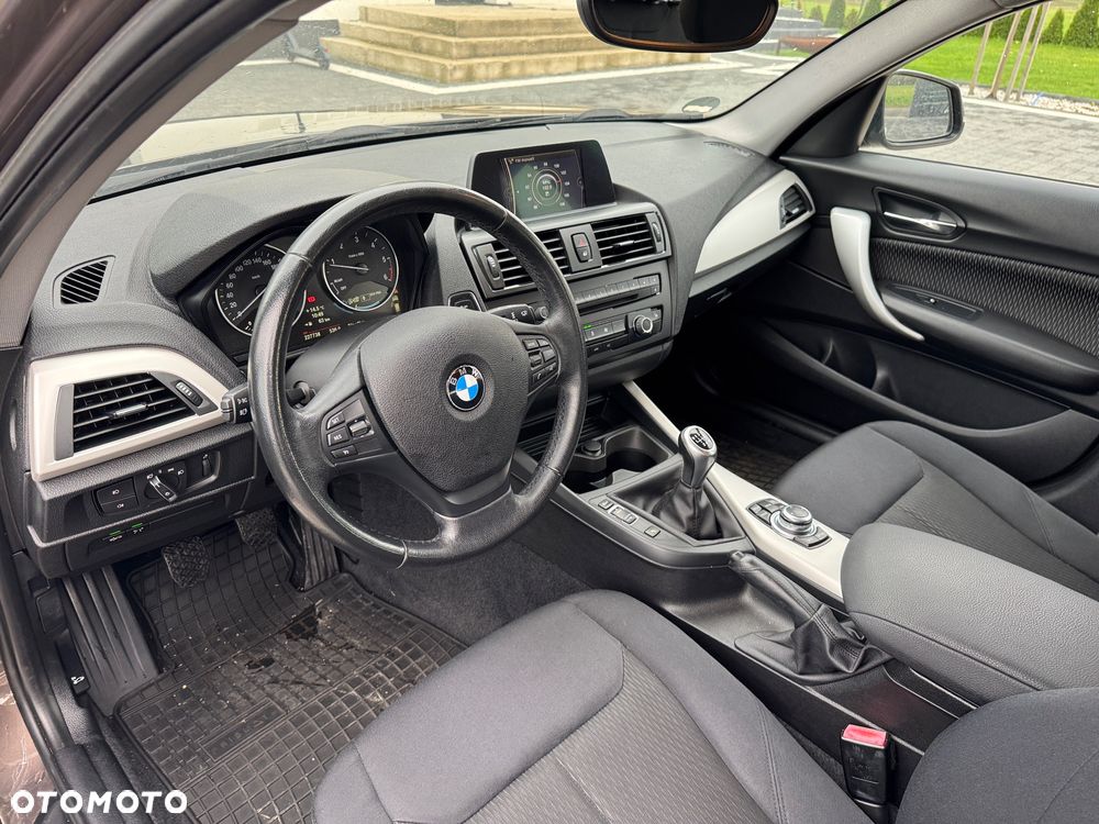 BMW Seria 1 116d - 16