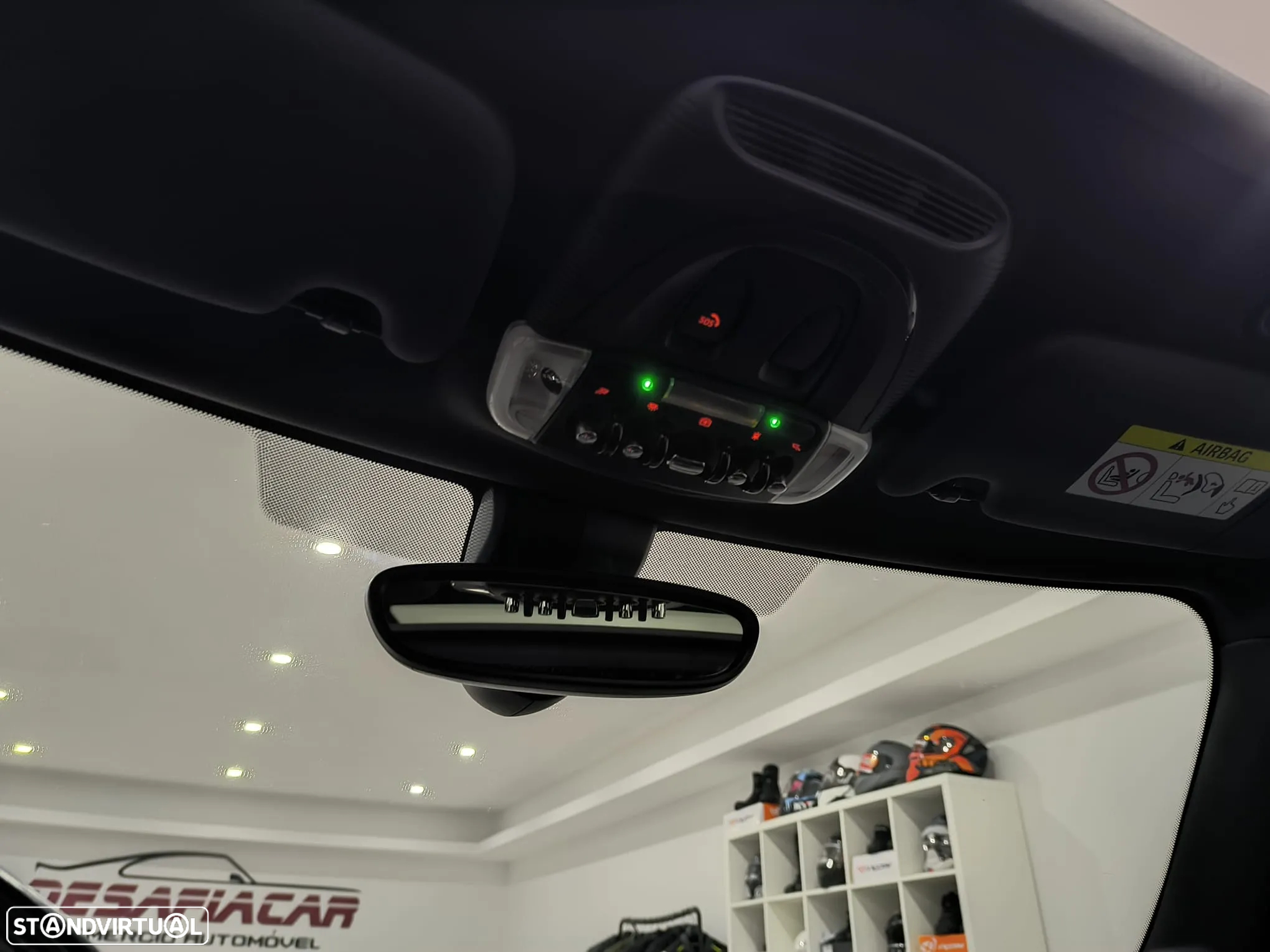 MINI 3 Portas John Cooper Works Sport Aut. - 36