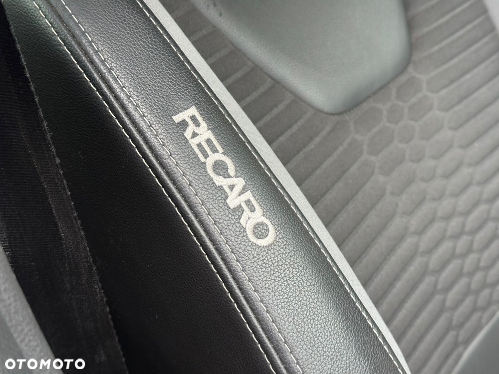 Ford Focus 2.0 EcoBoost ST mit Leder-Sport-Paket - 31