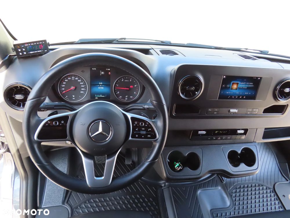 Mercedes-Benz Sprinter 4x4 319 CDI V6 3.0 CDI 190 KM Automat 7G-Tronic Chłodnia -30*C Agregat Chłodniczy Rozstaw Osi 3665 mm Ładowność 1067 Kg WZMACNIANY Przebieg 10 Tys Km Jedyny Taki UNIKAT Stan NOWY Jak Z Fabryki POLECAM - 37