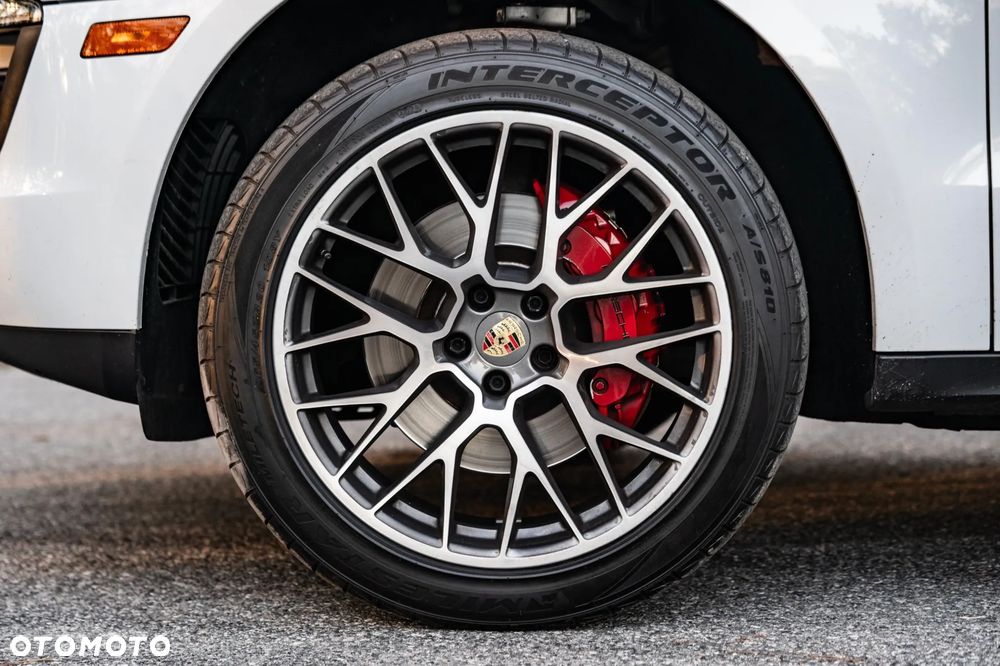 Porsche Macan S - 21