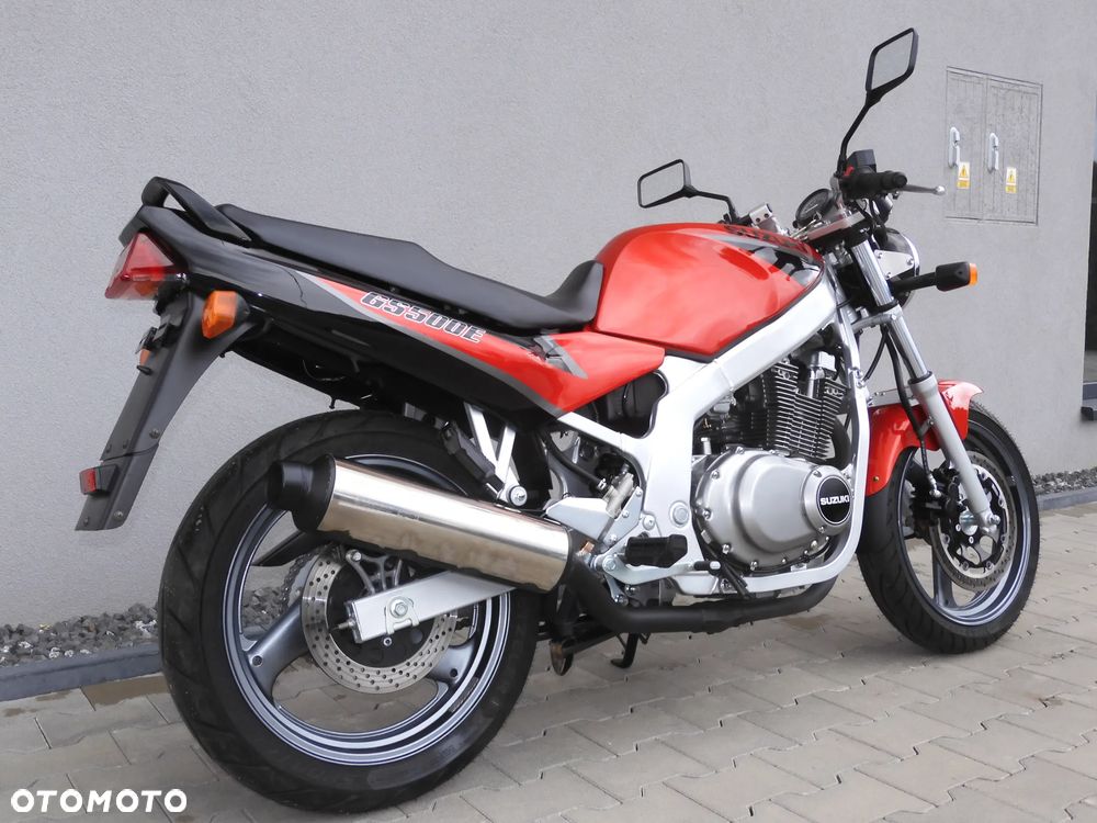 Suzuki GS - 18