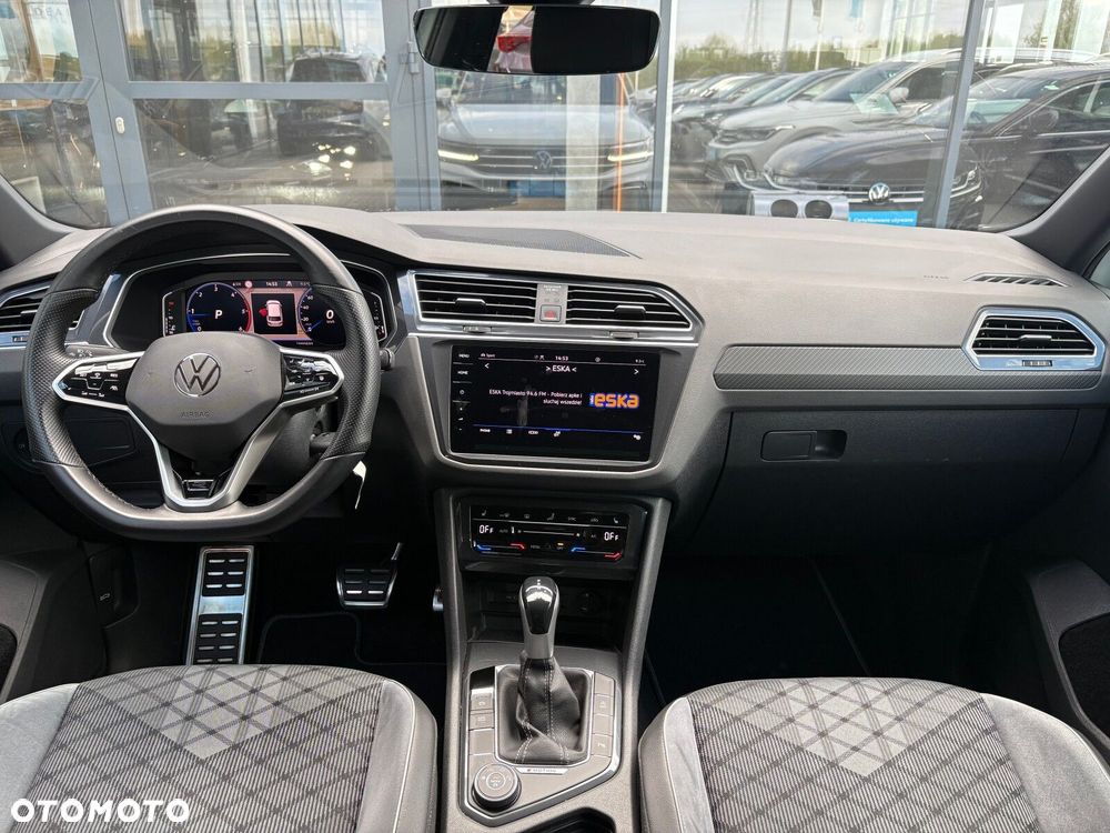 Volkswagen Tiguan - 10
